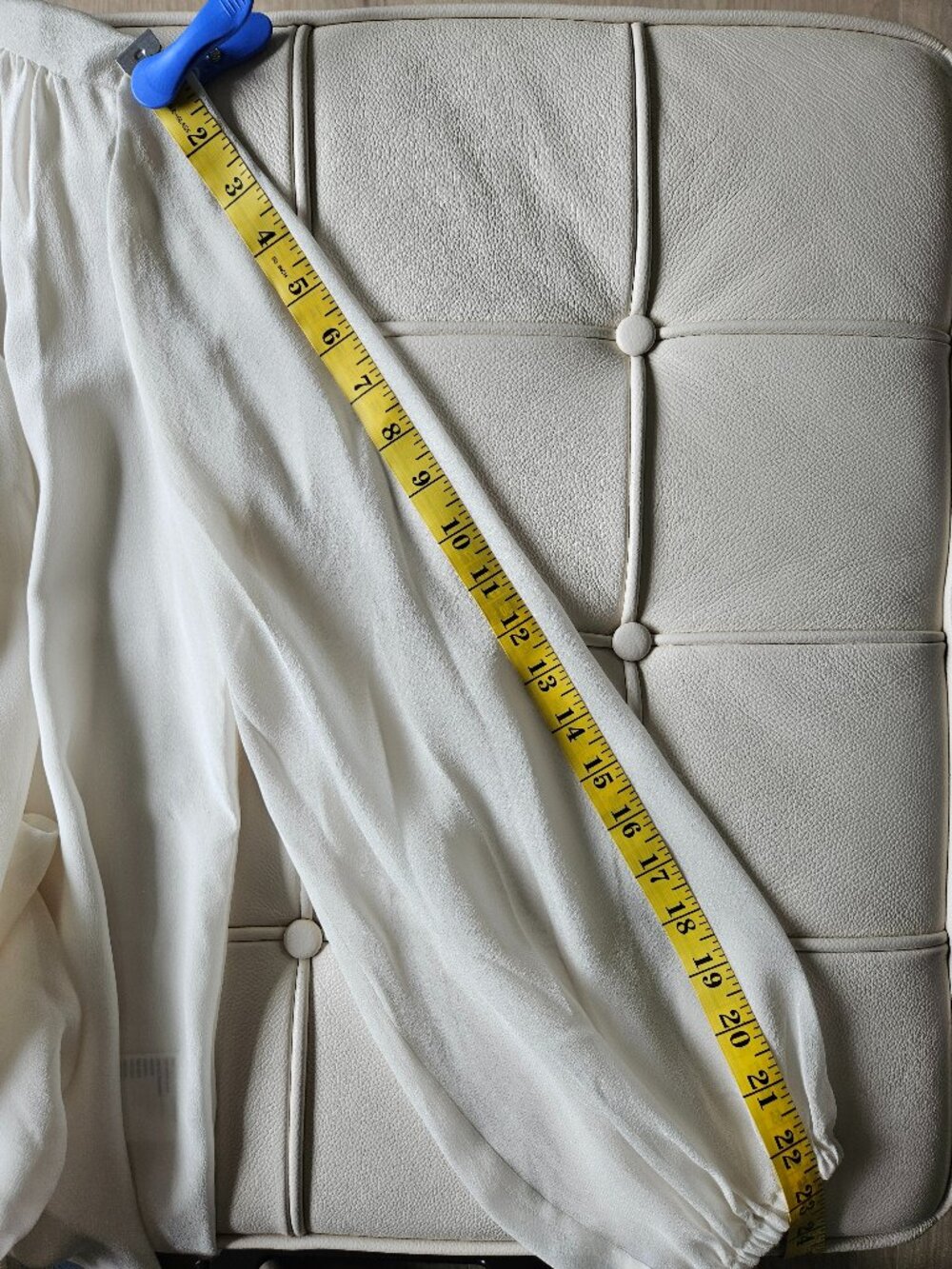 NWOT Ralph Lauren 100% Mulberry Silk V-Neck Button-Up Blouse White - Size S/M - Picture 10 of 12